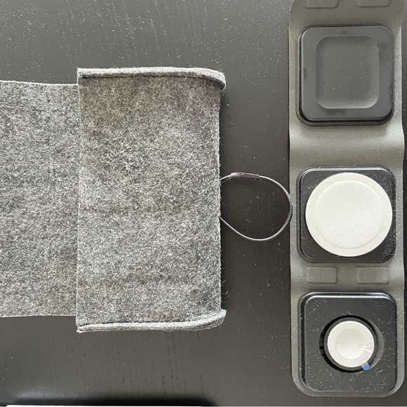 Apple Morphie 3 in one travel charger - Picture 1 of 4